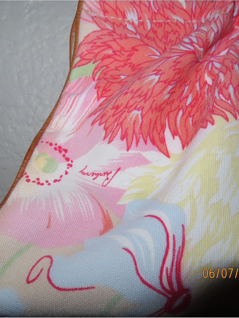 Burberry Pink, Cream & Green Floral Shoulder Bag - Picture 3 of 7